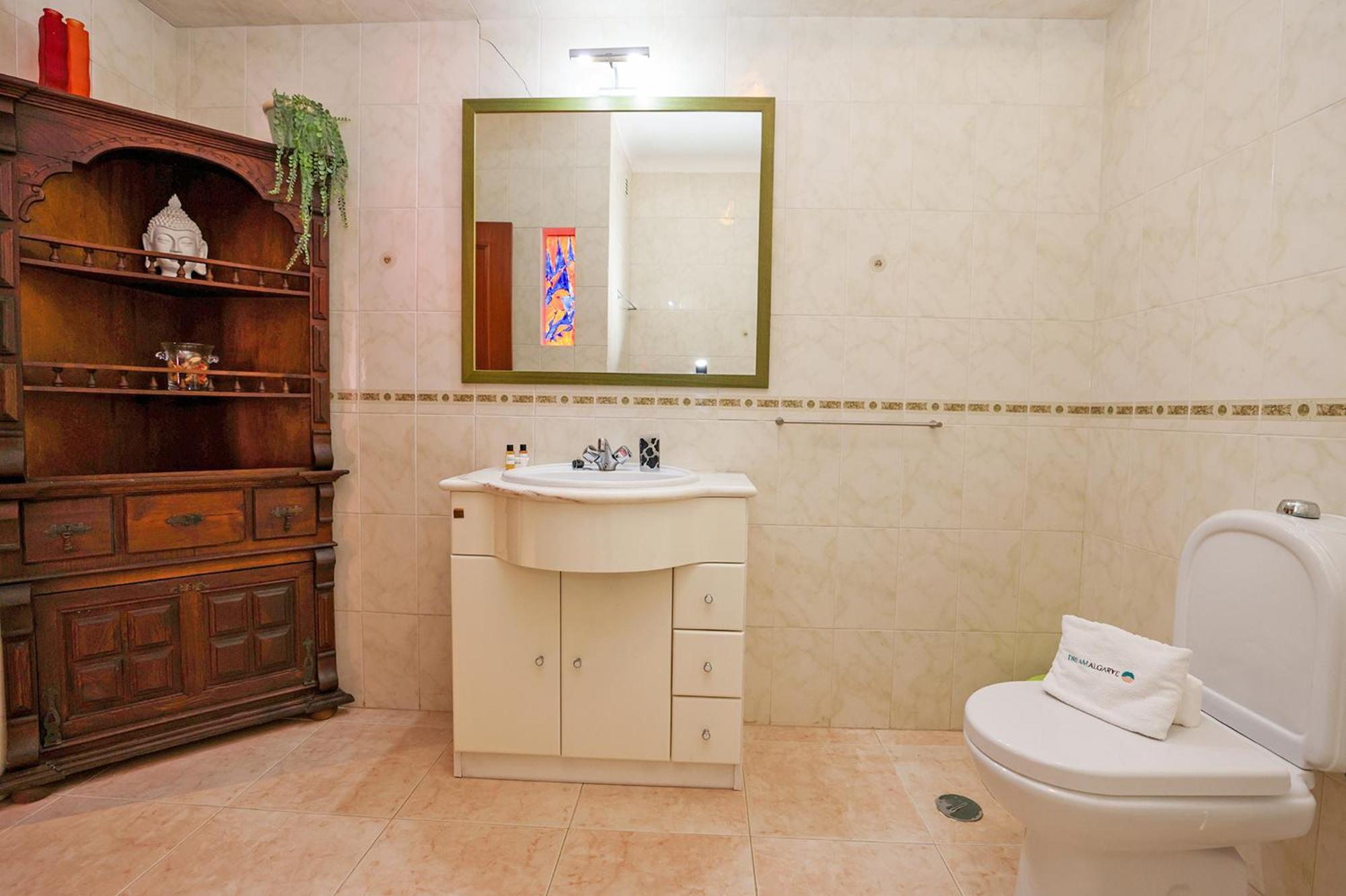 C25 - Town Center Apartment In Lagos Exterior photo